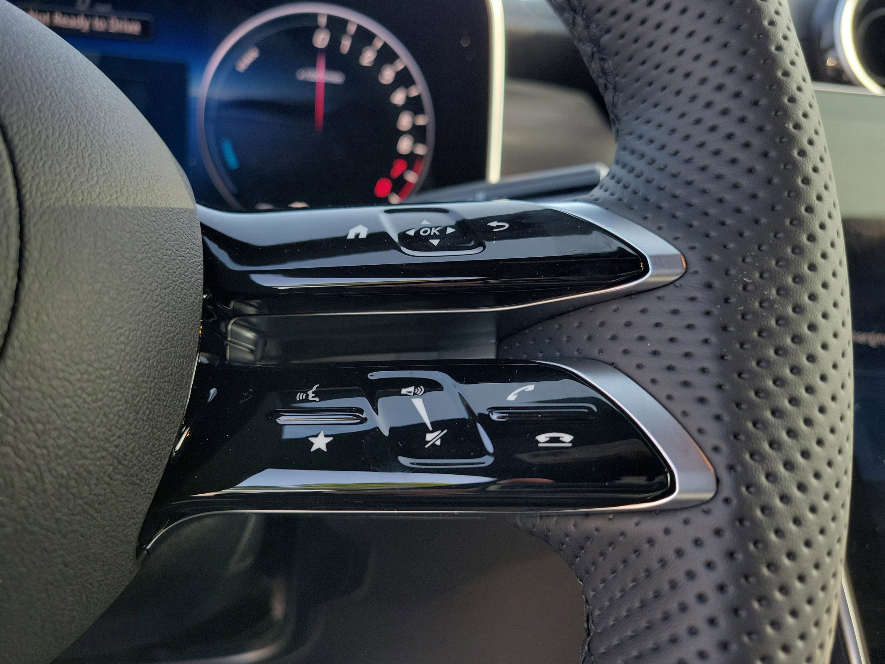 New 2026 Mercedes-Benz GLC 350e 4MATIC image 24