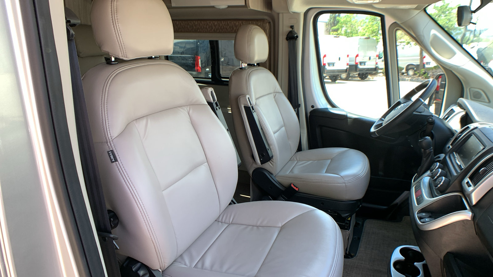 Used 2021 RAM ProMaster 3500 w/ Convenience Group FWD image 19