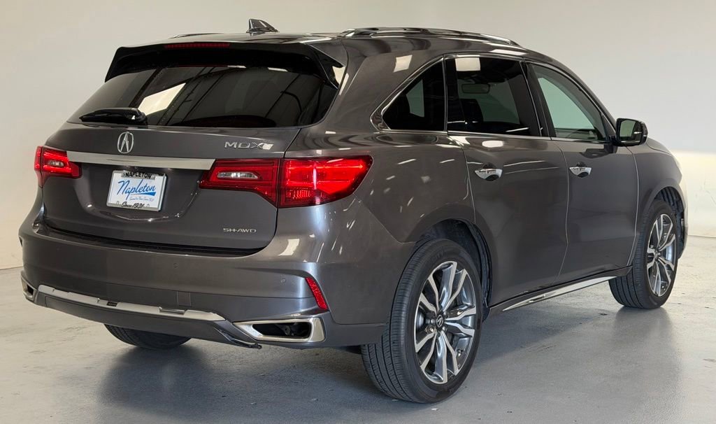 Used 2020 Acura MDX SH-AWD w/ Advance Package image 3