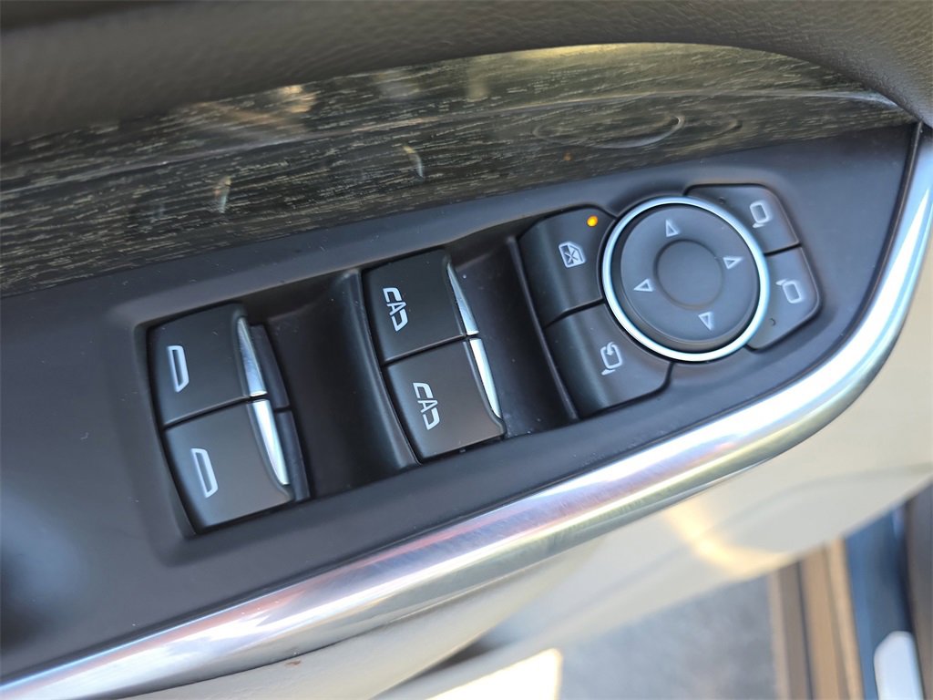 Used 2021 Cadillac XT4 Premium Luxury w/ Driver Awareness Package image 20