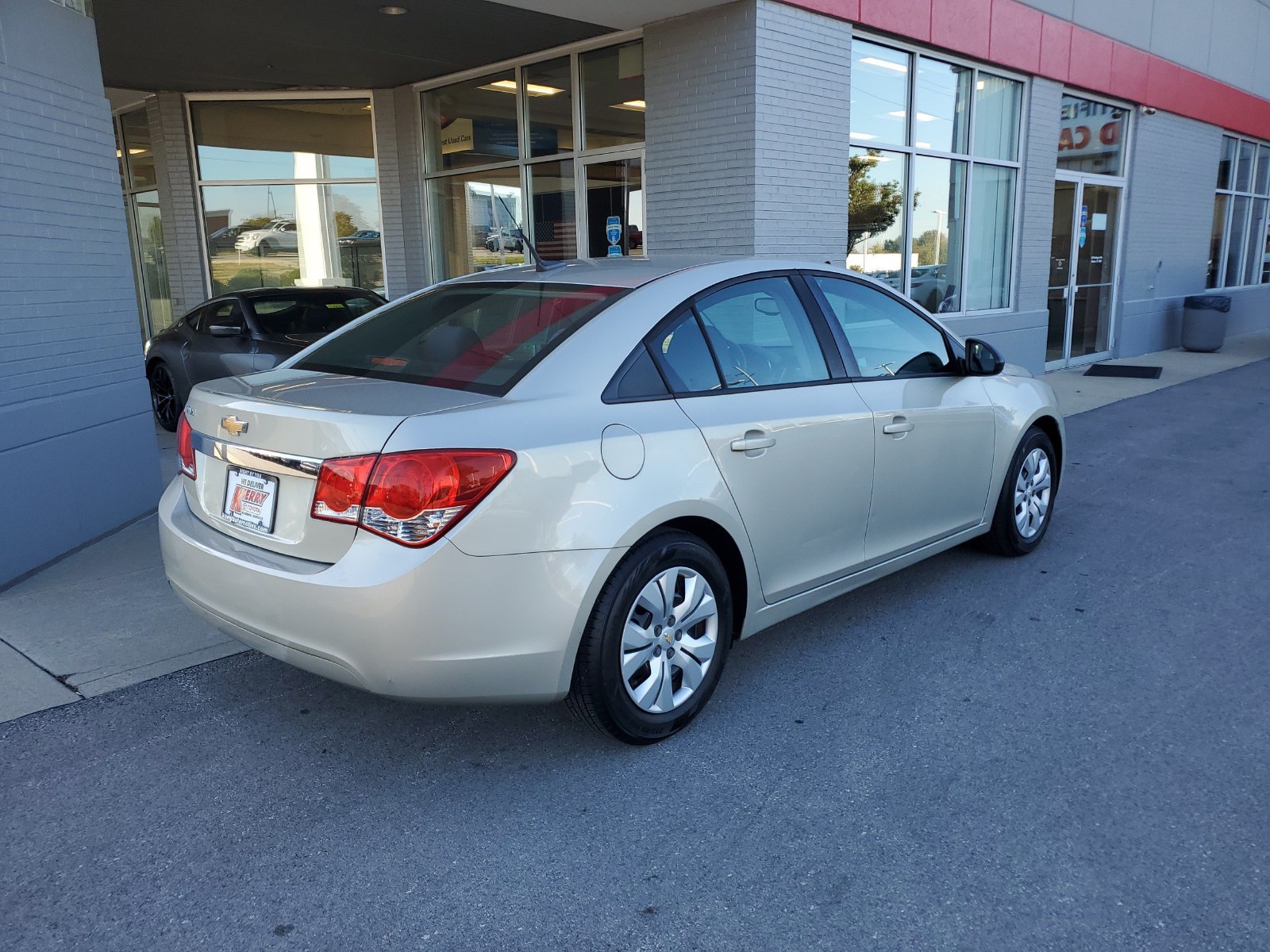 Used 2014 Chevrolet Cruze LS FWD image 4