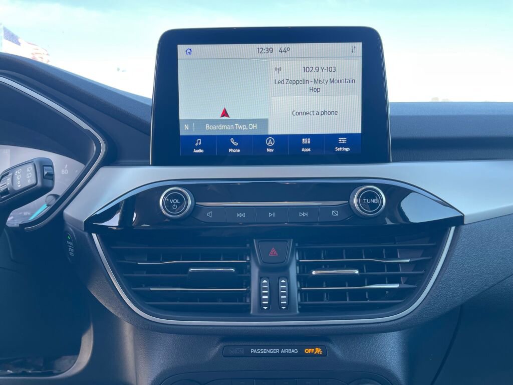 Used 2020 Ford Escape SEL image 10