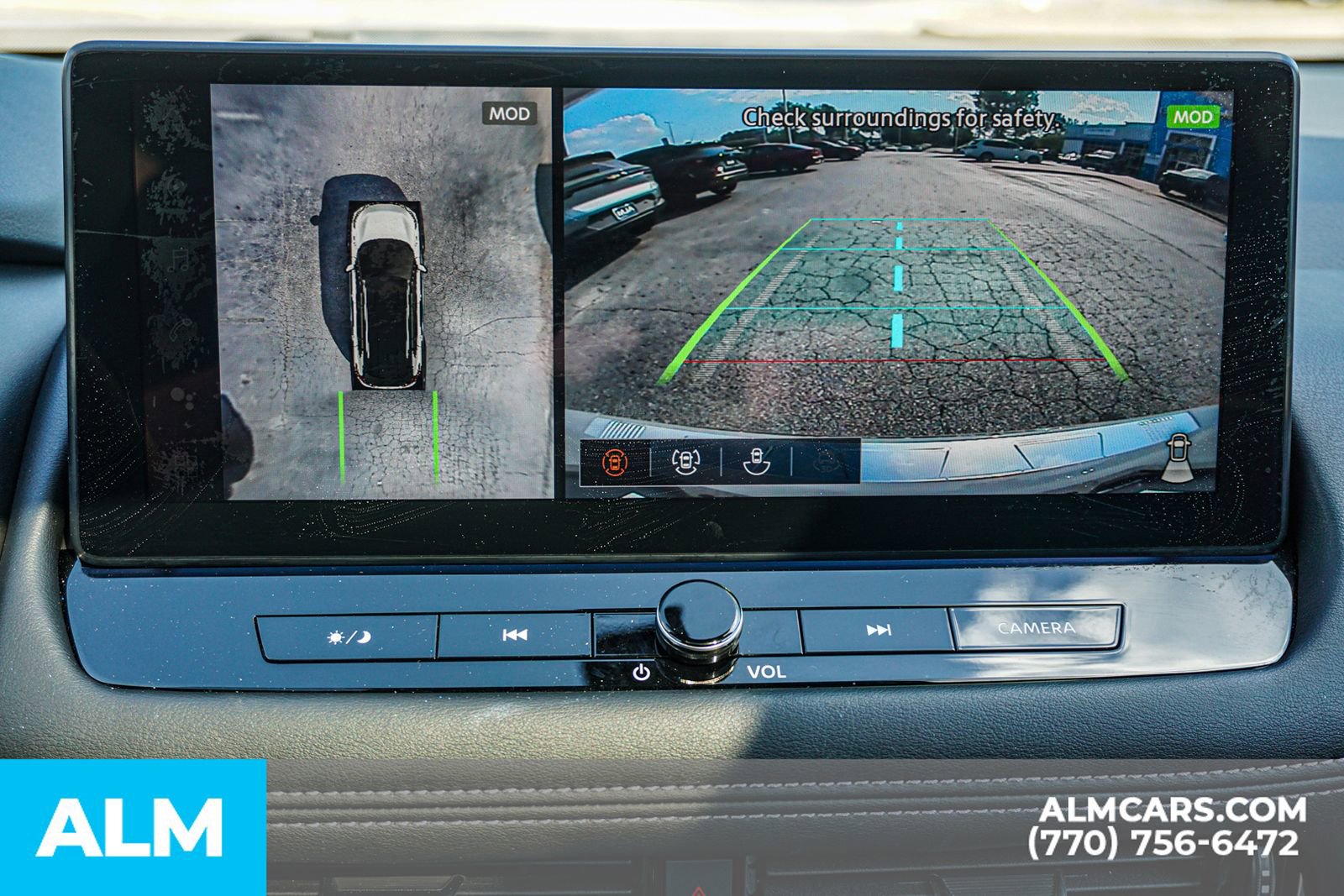 Used 2025 Nissan Rogue Platinum FWD image 42