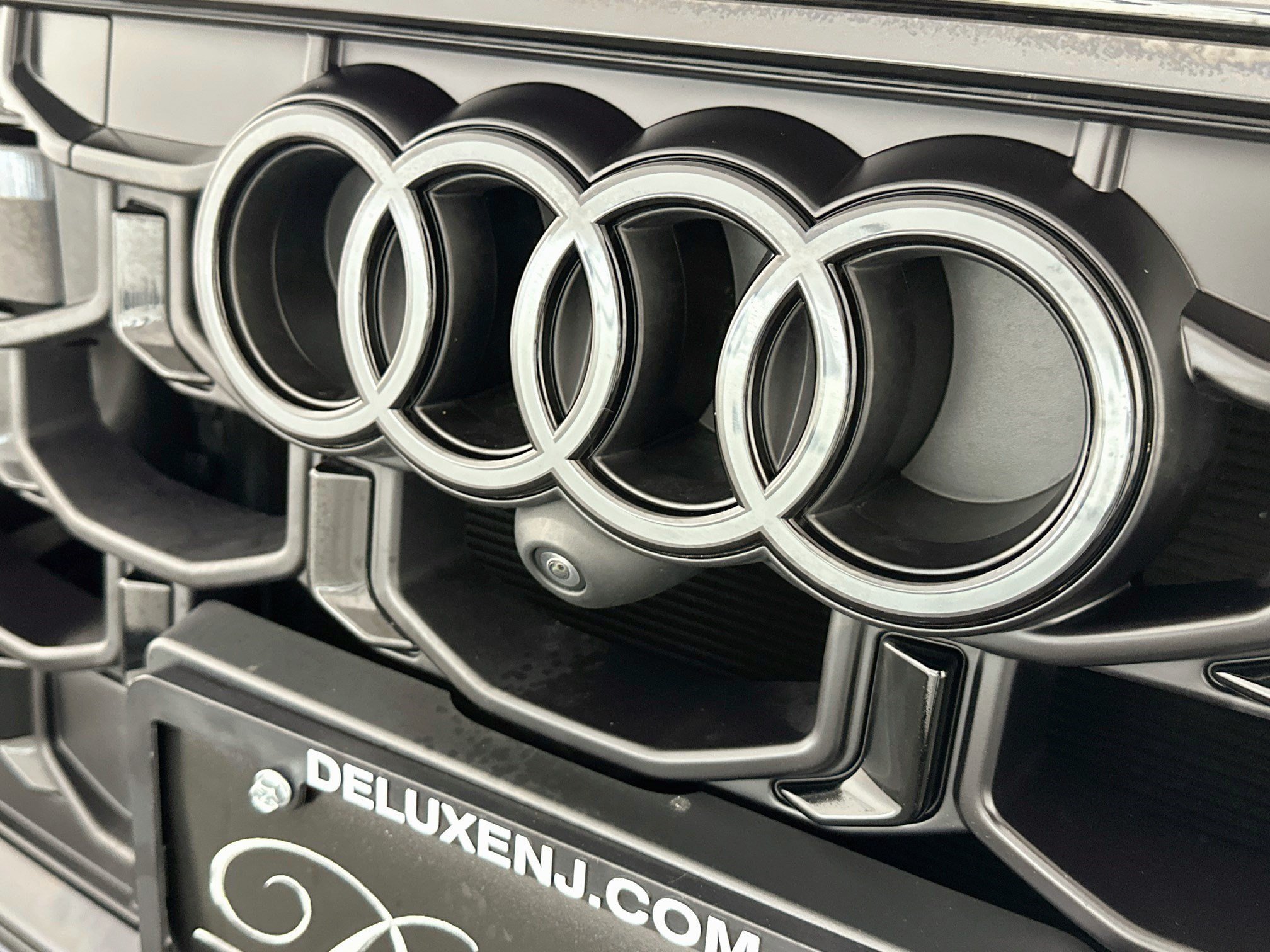 Used 2025 Audi SQ8 Prestige AWD/4WD image 34