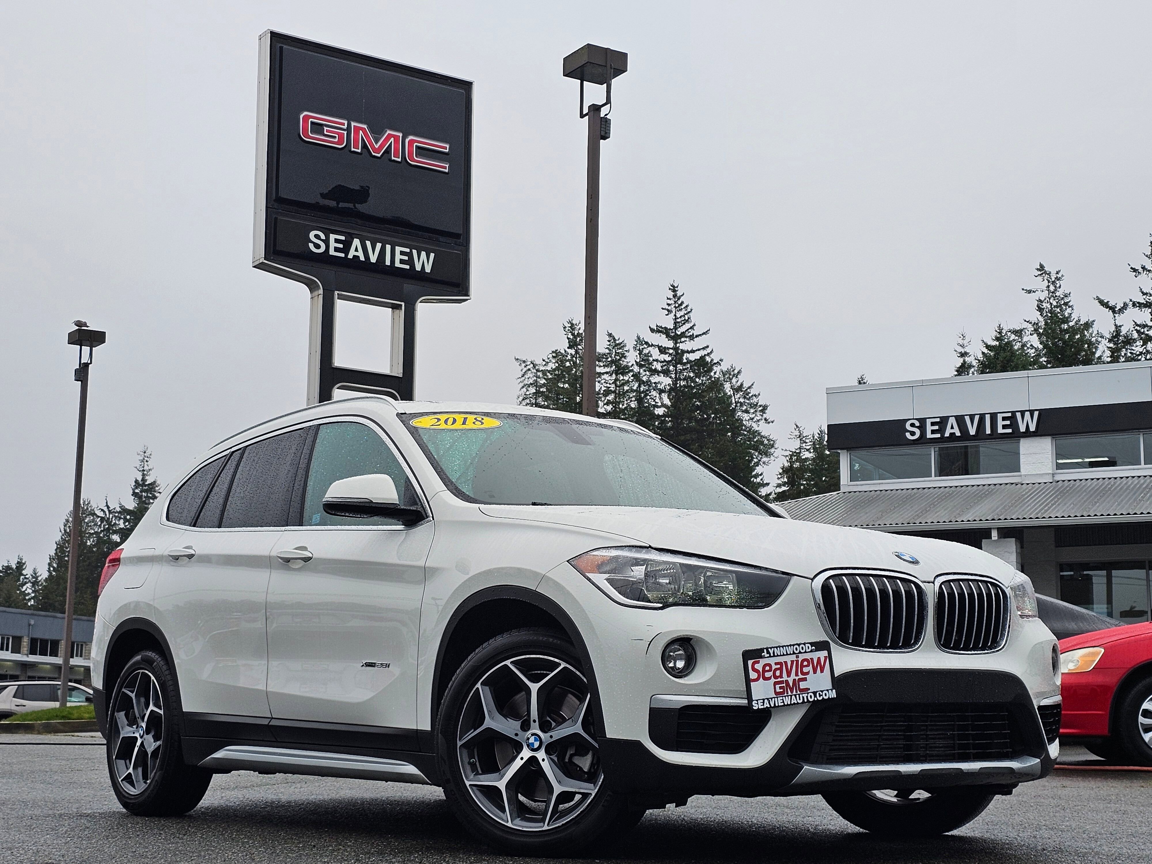 Used 2018 BMW X1 xDrive28i image 1