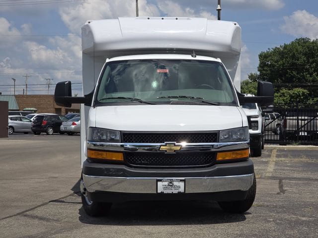 New 2026 Chevrolet Express 3500 w/ Power Convenience Package RWD image 9
