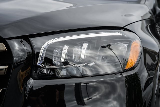 New 2026 Mercedes-Benz GLS 580 4MATIC image 15