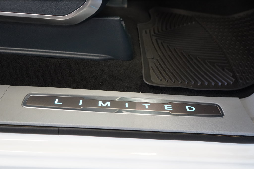 Certified 2024 Ford F450 Limited AWD/4WD image 31