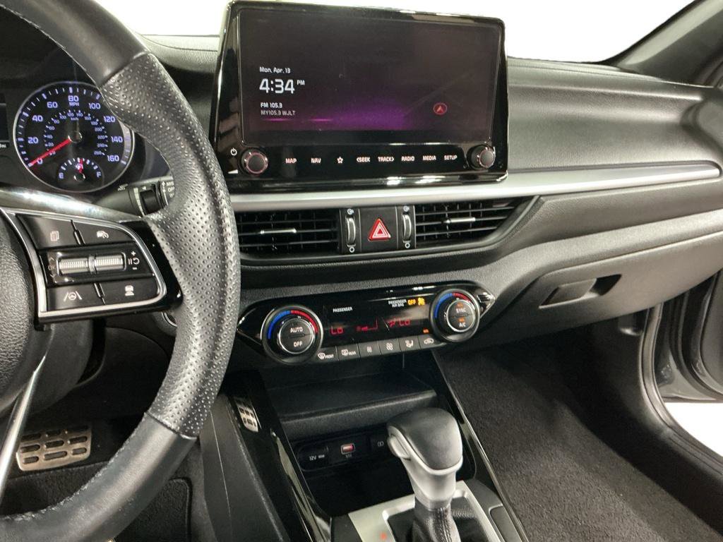 Used 2023 Kia Forte GT-Line w/ GT-Line Technology Package FWD image 7