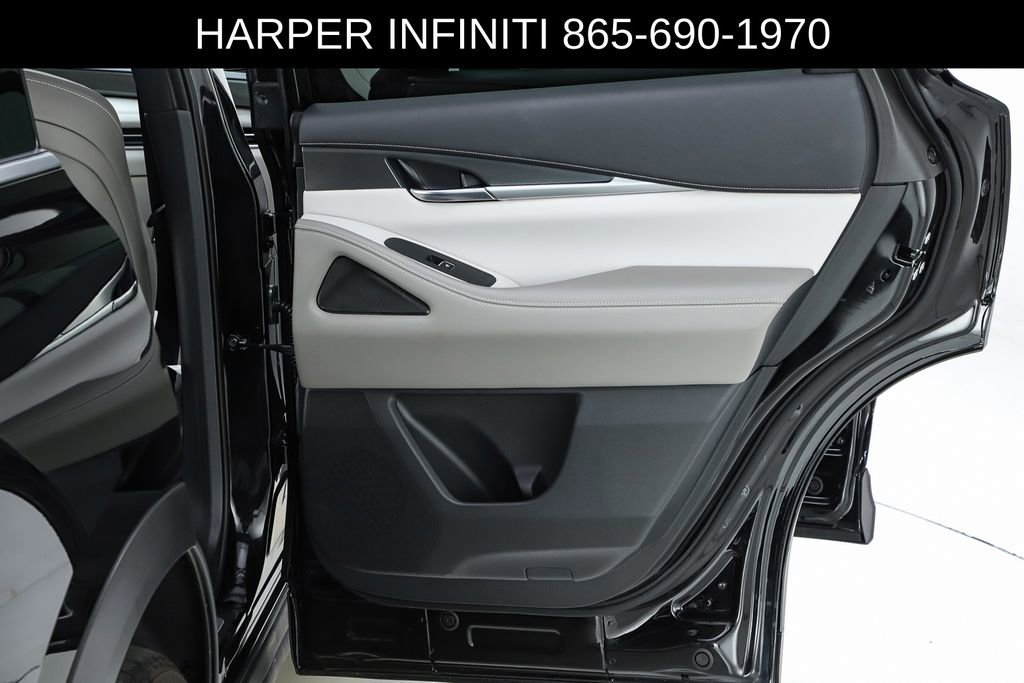 Certified 2026 INFINITI QX60 Pure w/ Cargo Package AWD/4WD image 31