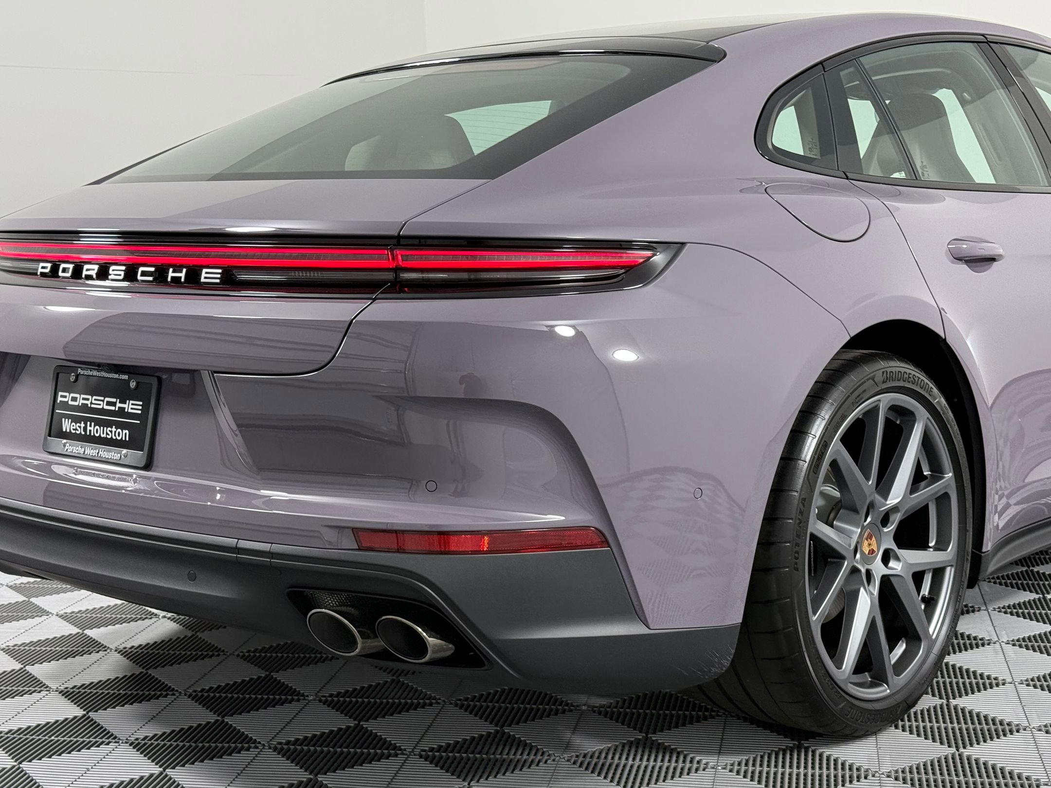 New 2026 Porsche Panamera 4 image 24