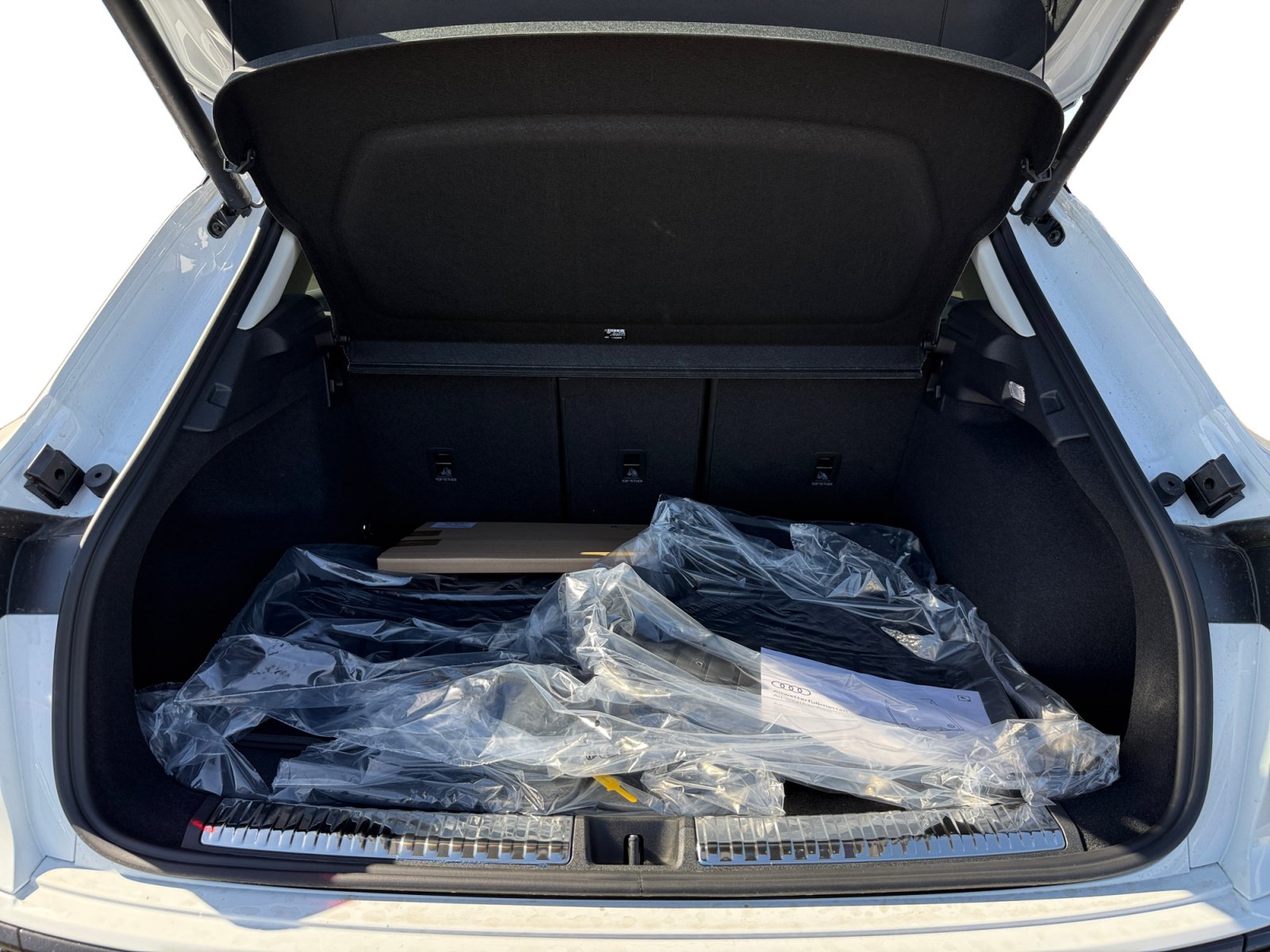New 2026 Audi Q3 quattro 2.0T AWD/4WD image 17