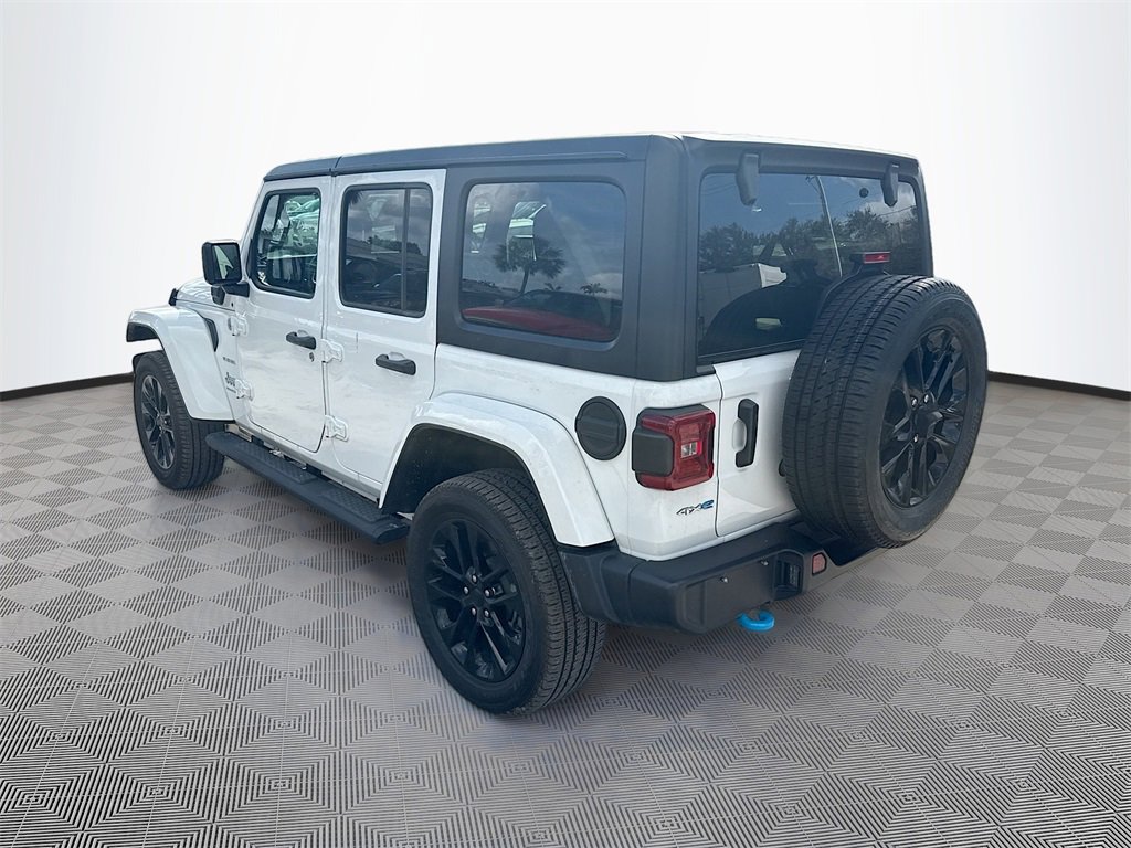 Used 2023 Jeep Wrangler Unlimited Sahara w/ Cold Weather Group image 8