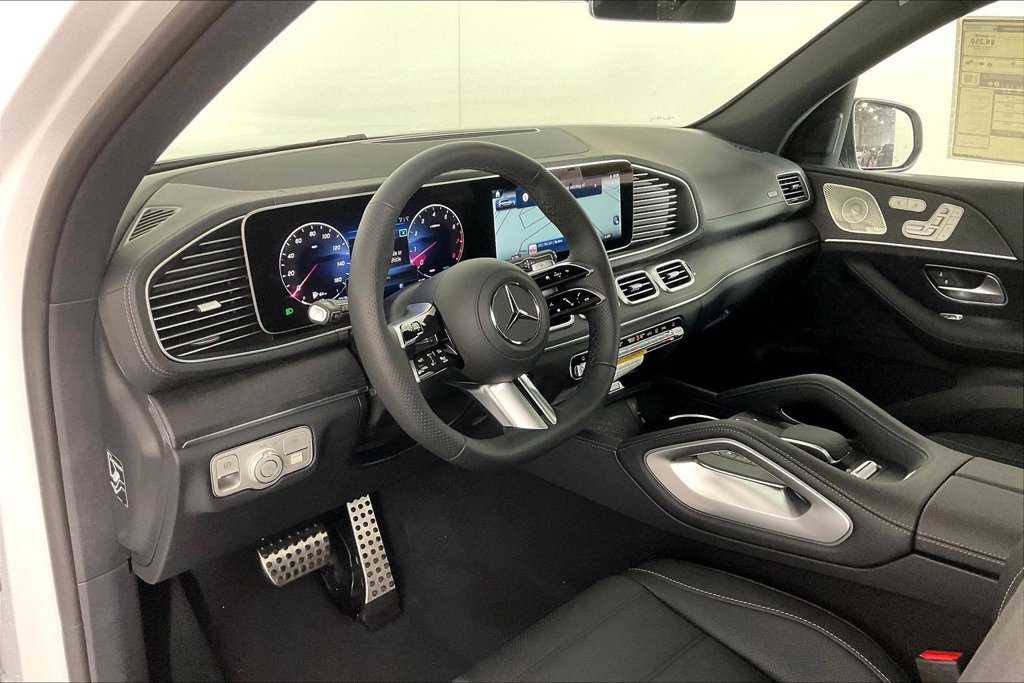 New 2026 Mercedes-Benz GLS 450 4MATIC image 6