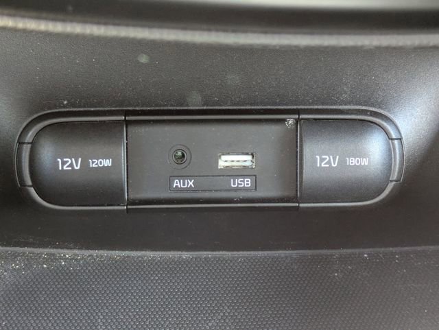 Used 2018 Kia Soul + image 21