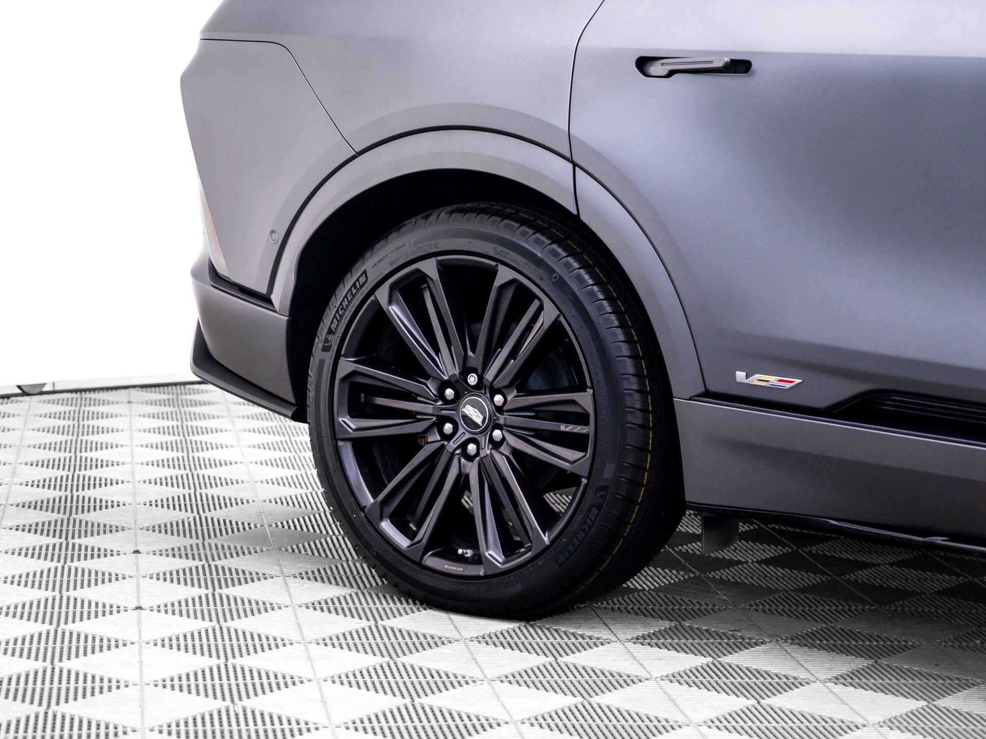 New 2026 Cadillac Lyriq V w/ LPO, Floor Liner Package AWD/4WD image 44