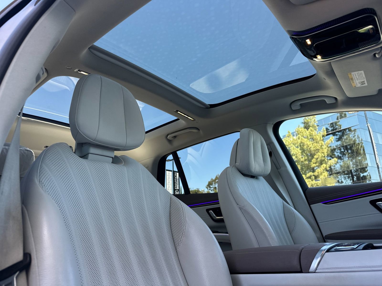 Certified 2023 Mercedes-Benz EQS 580 4MATIC SUV image 18