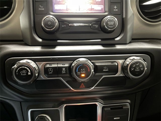 Certified 2020 Jeep Gladiator Sport image 18