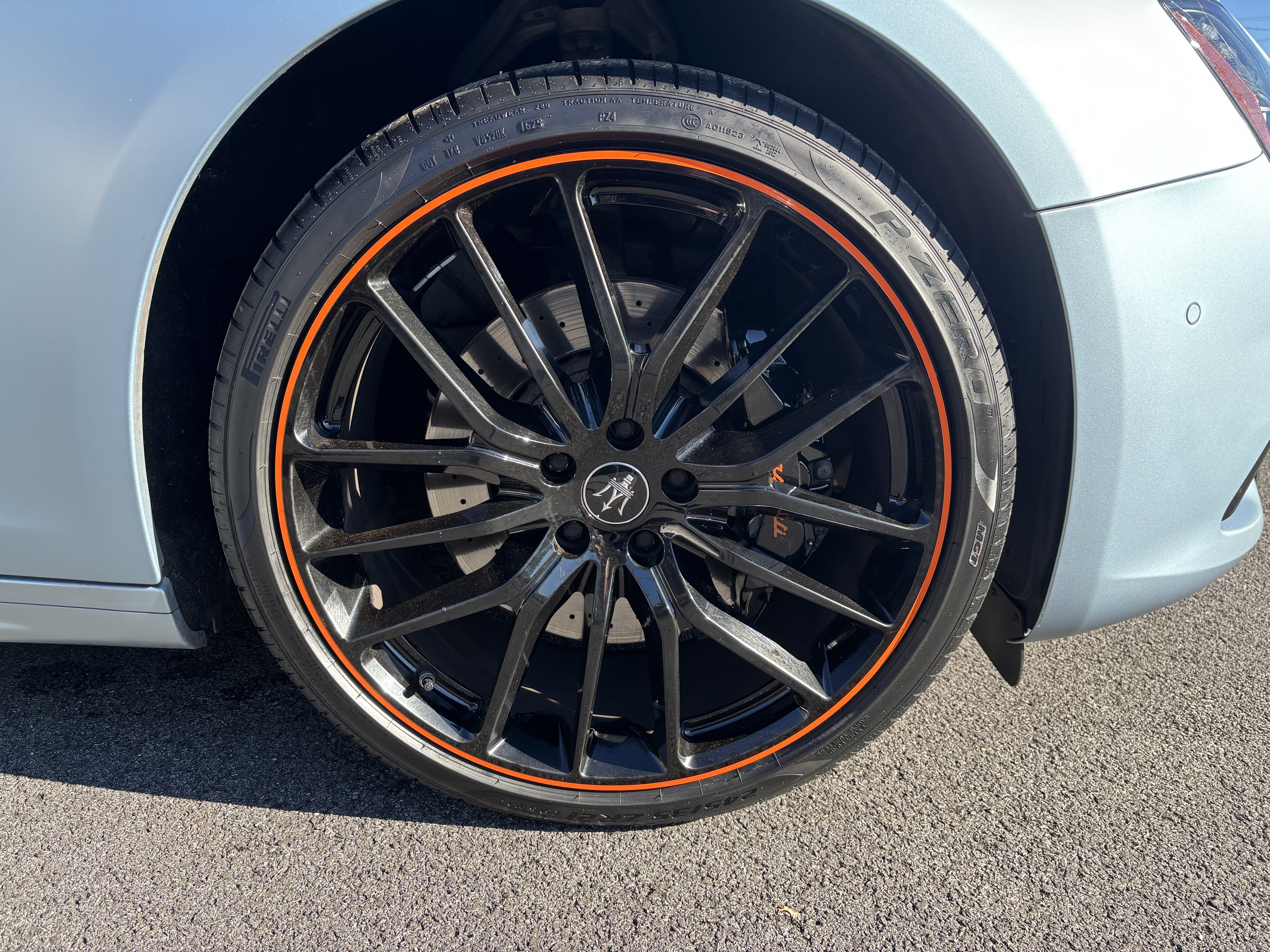 Used 2023 Maserati Ghibli F Tributo RWD image 10