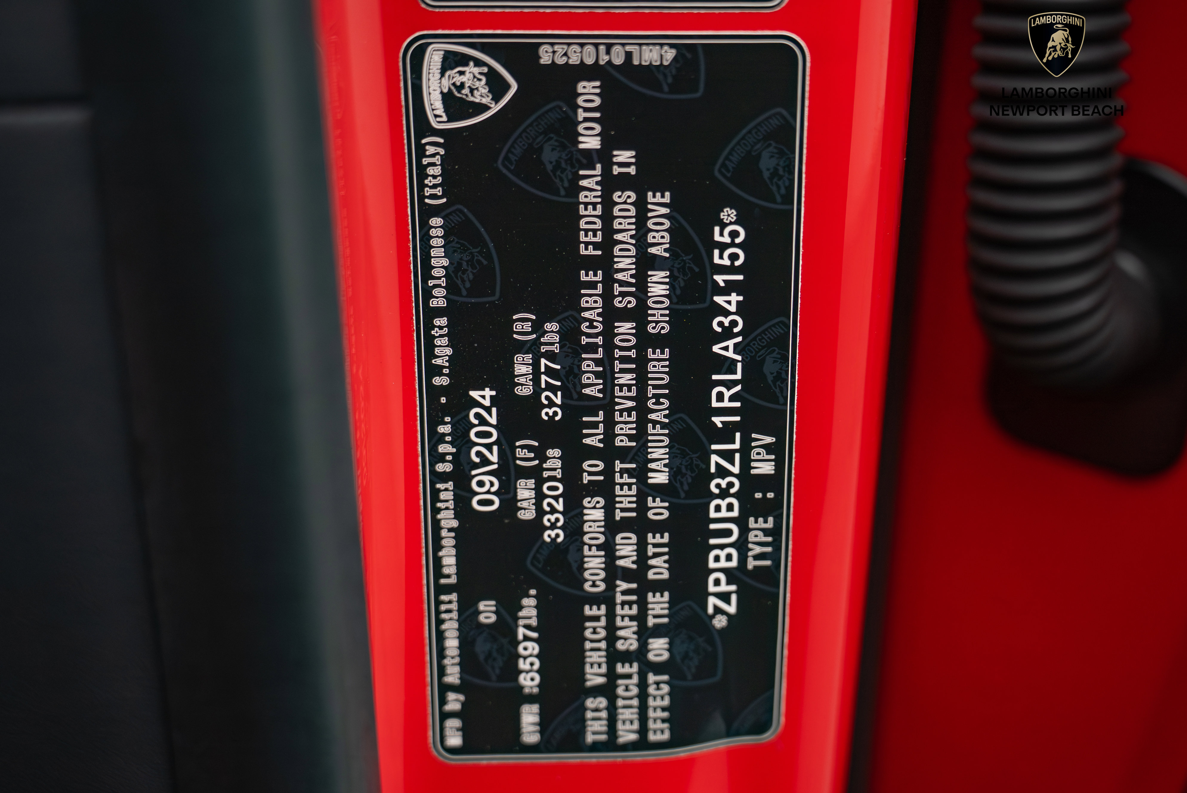 Used 2024 Lamborghini Urus S image 40