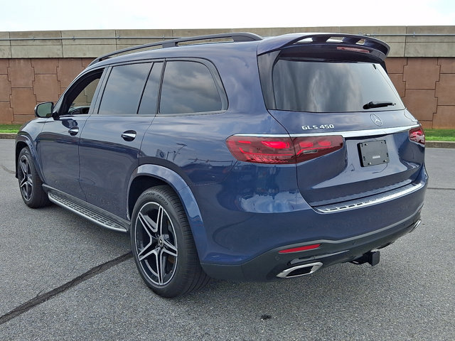 Used 2026 Mercedes-Benz GLS 450 4MATIC image 4
