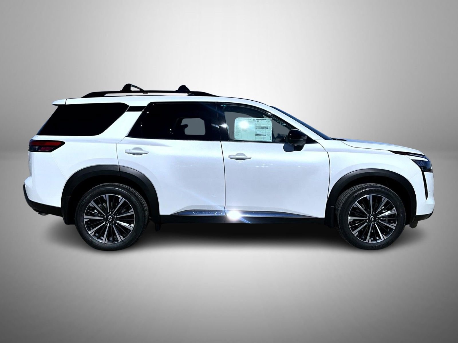 New 2026 Nissan Pathfinder Platinum w/ Cargo Package AWD/4WD image 4