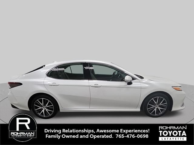 Used 2023 Toyota Camry XLE w/ Cold Weather Package FWD image 8