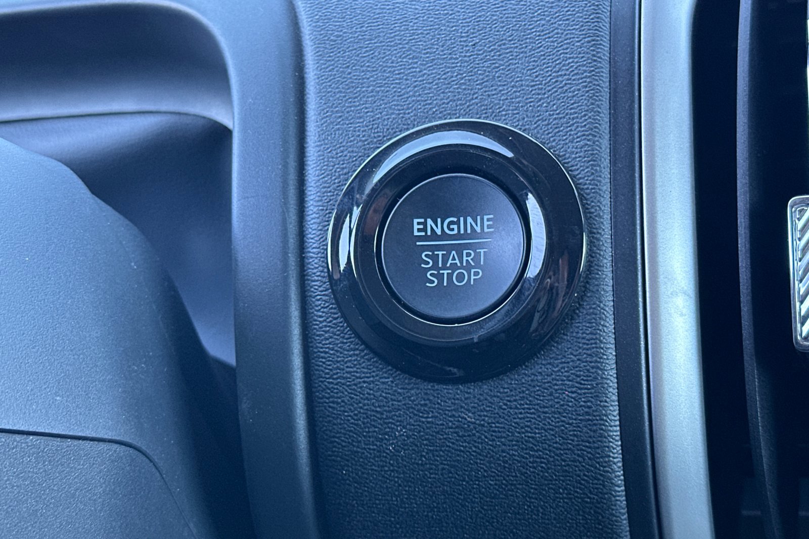 Used 2025 Ford Expedition Active image 22