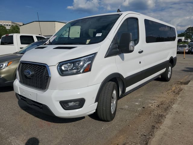 Used 2023 Ford Transit 350 XLT RWD image 3