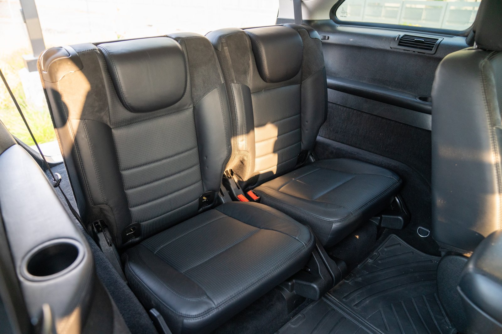 Used 2007 Mercedes-Benz R 63 AMG 4MATIC image 26