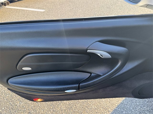 Used 2000 Porsche 911 Carrera image 26