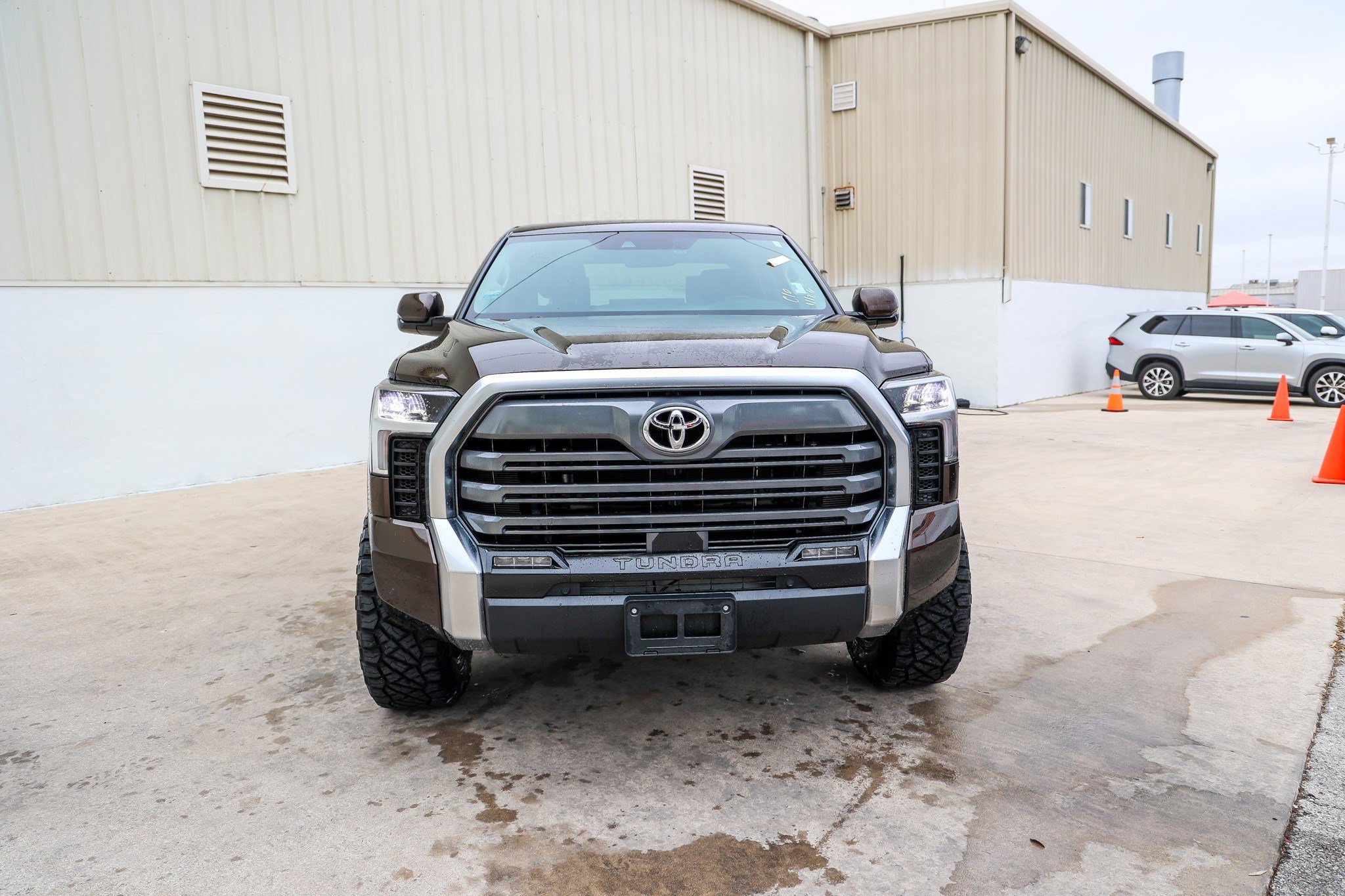 Used 2024 Toyota Tundra Limited image 4