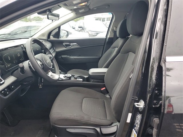 Used 2023 Kia Sportage LX image 14