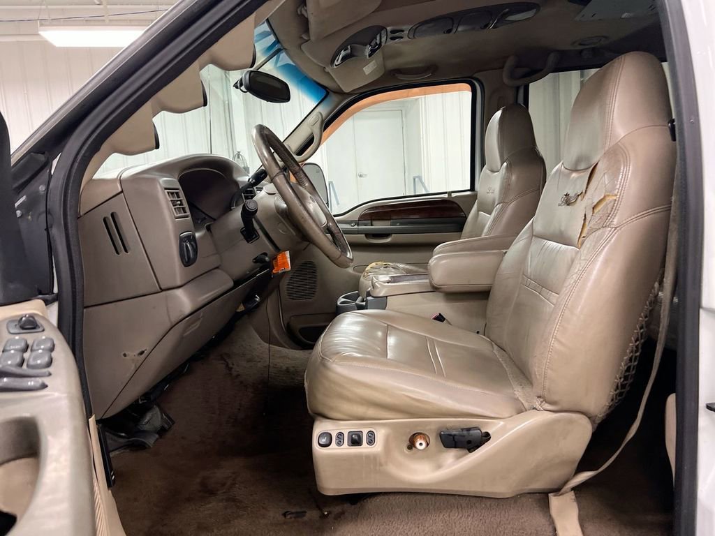 Used 2000 Ford Excursion Limited AWD/4WD image 18