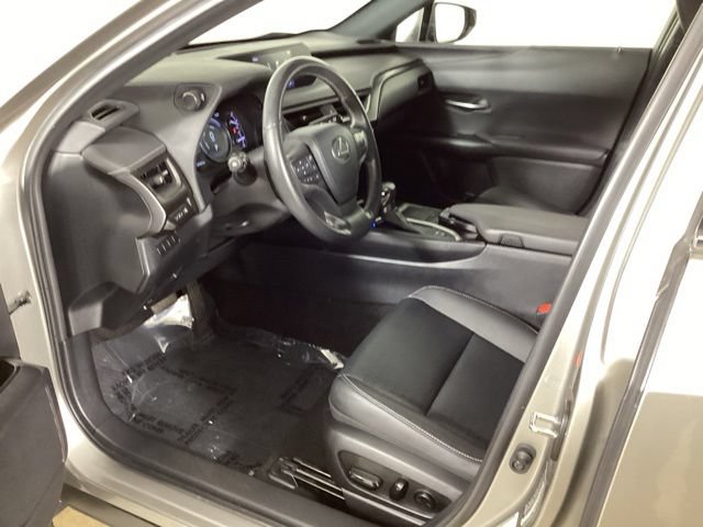 Used 2020 Lexus UX 250h AWD/4WD image 30
