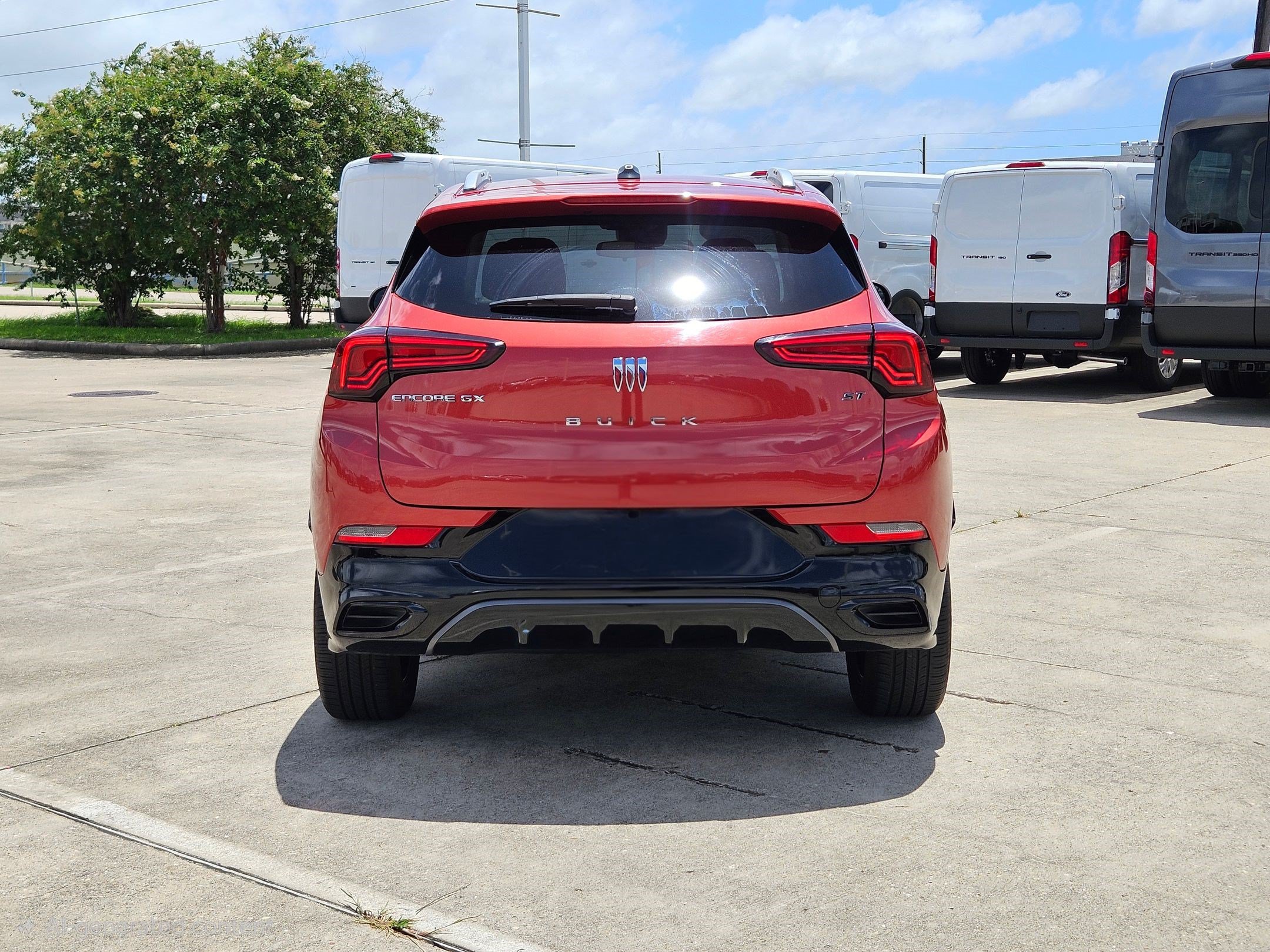Used 2024 Buick Encore GX Sport Touring FWD image 6