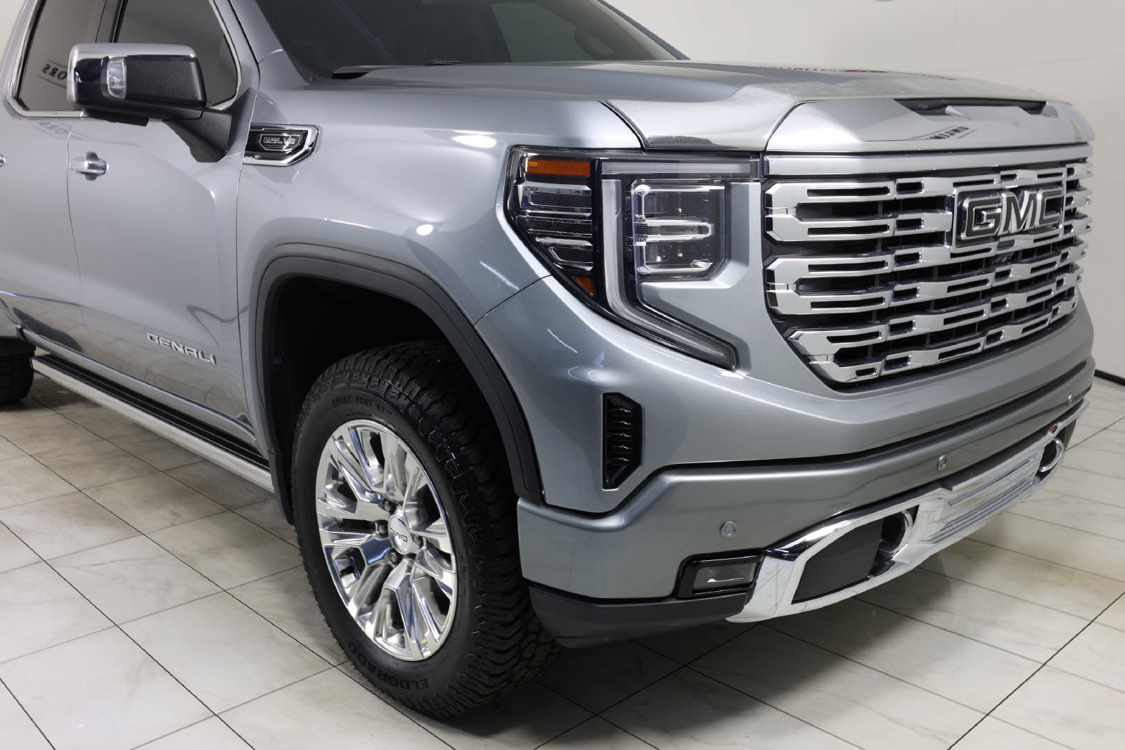 Used 2023 GMC Sierra 1500 Denali AWD/4WD image 38
