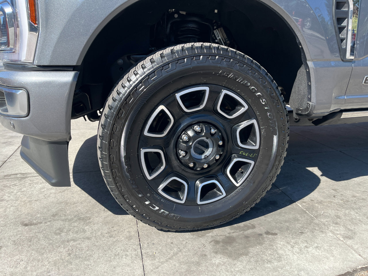 Used 2024 Ford F350 Platinum image 31