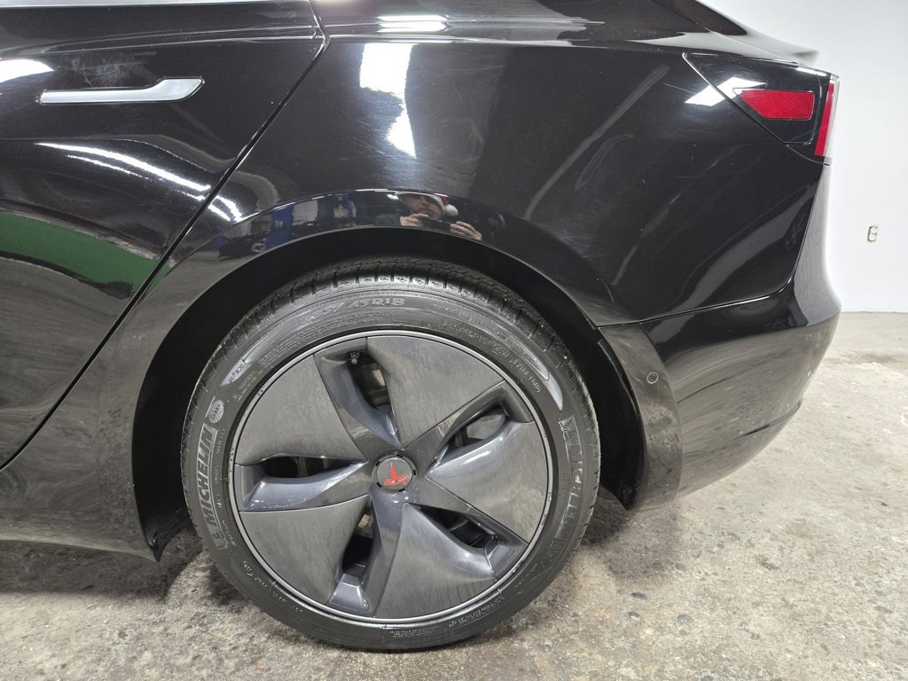 Used 2018 Tesla Model 3 Mid Range image 56