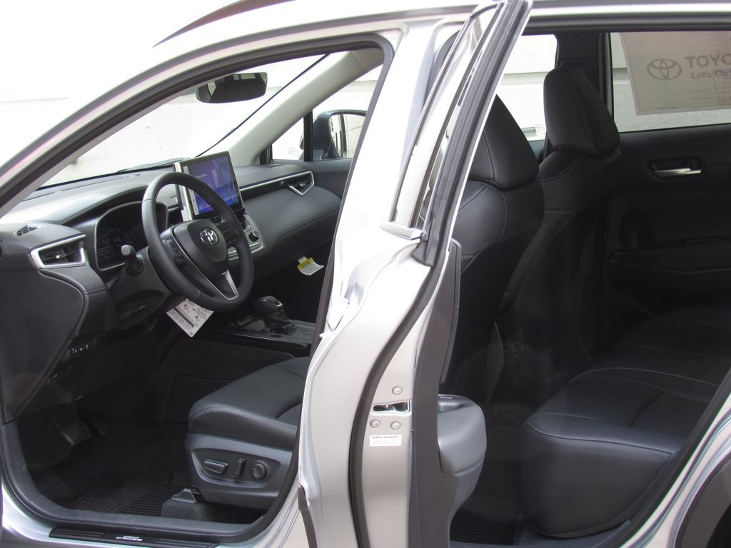 New 2026 Toyota Corolla Cross XLE w/ Convenience Package AWD/4WD image 13