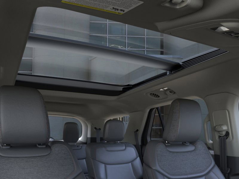 New 2025 Ford Explorer Active w/ Active Comfort Package image 22