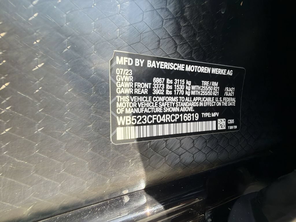 Used 2024 BMW iX xDrive50 w/ Premium Package AWD/4WD image 29