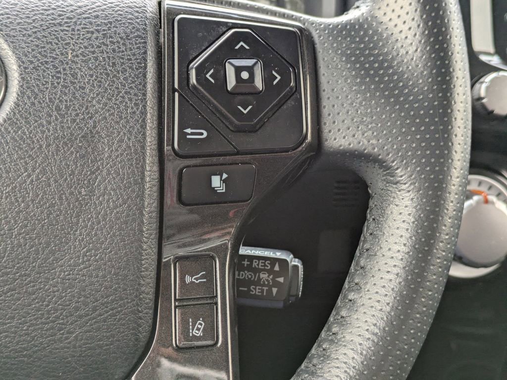 Used 2021 Toyota 4Runner Venture w/ Moonroof Package image 26