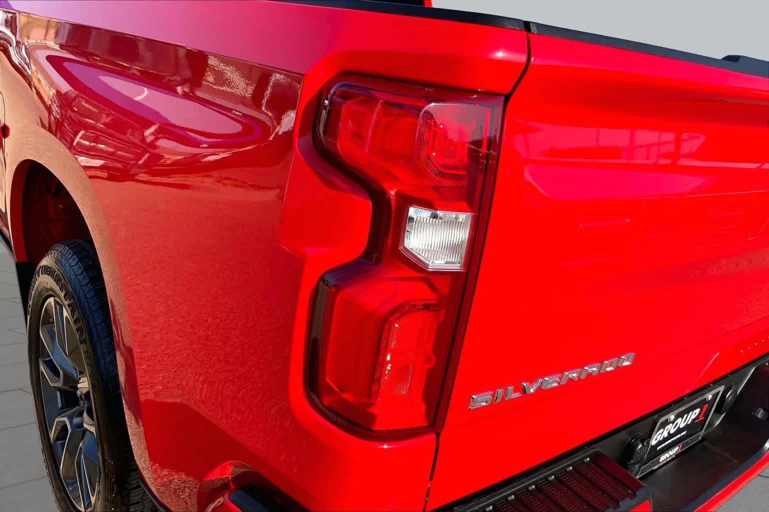 Used 2022 Chevrolet Silverado 1500 RST RWD image 23