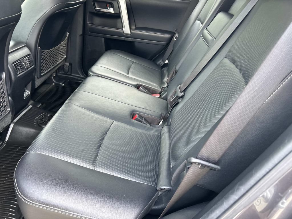 Used 2021 Toyota 4Runner Limited AWD/4WD image 23