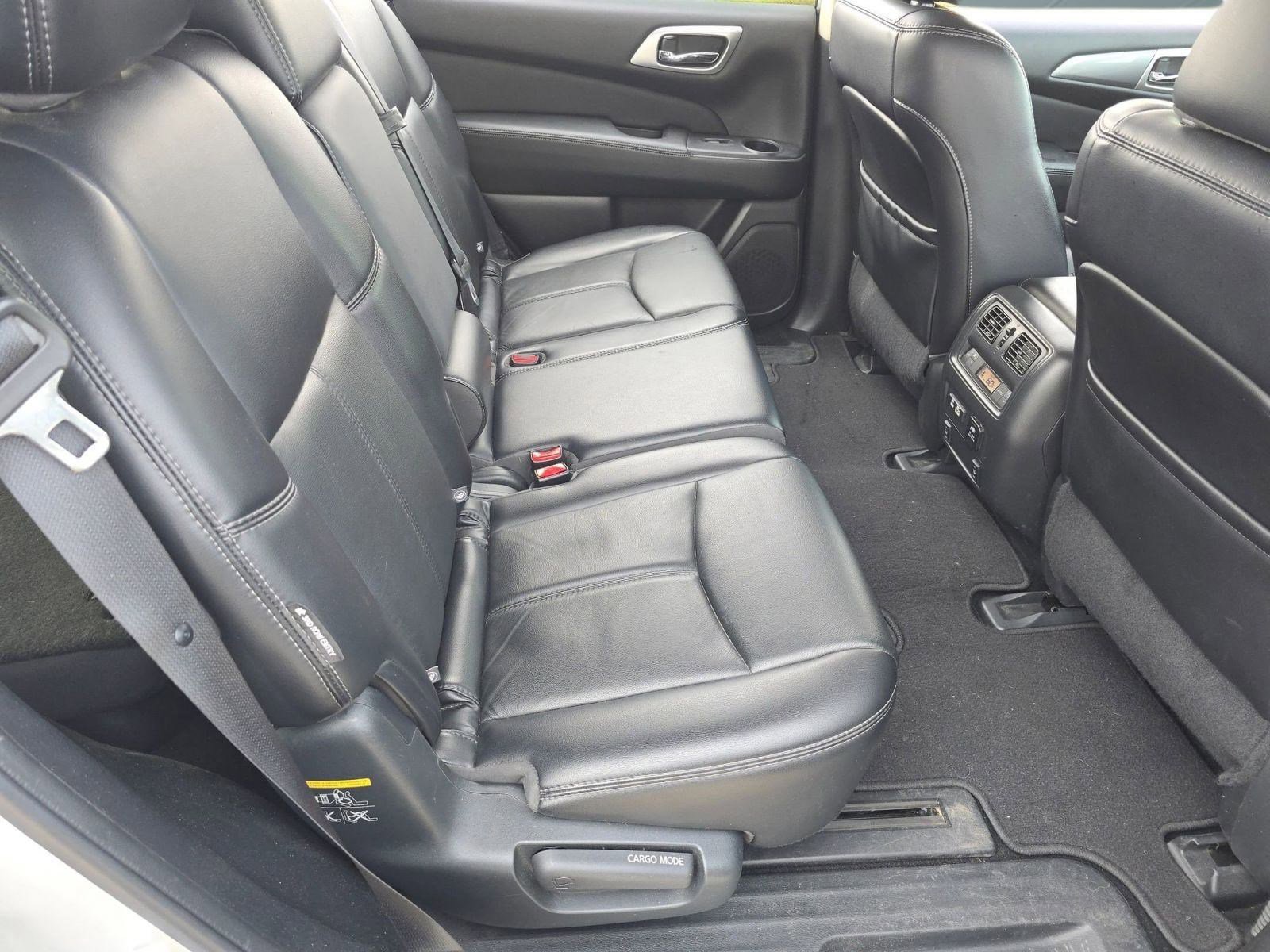 Used 2019 Nissan Pathfinder SL image 28