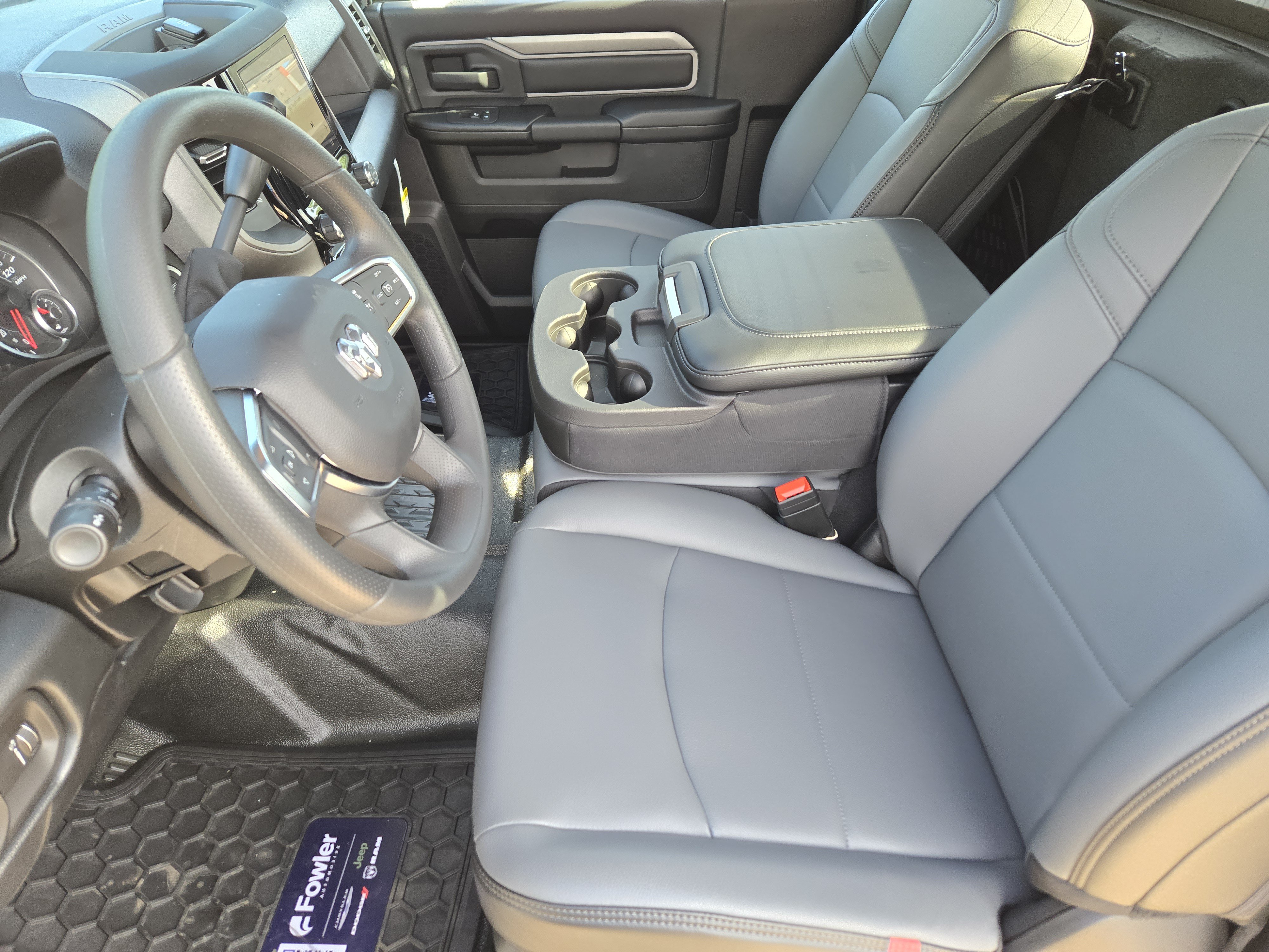 New 2026 RAM 3500 Tradesman w/ Chrome Appearance Group A AWD/4WD image 10