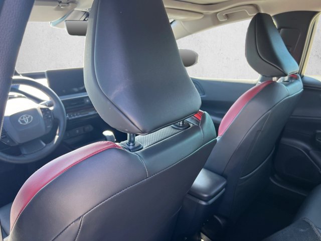 Used 2024 Toyota Prius Prime Premium w/ Advanced Technology Package FWD image 18