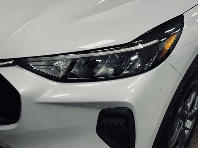 Used 2025 Ford Escape ST-Line w/ Tech Pack #1 image 2