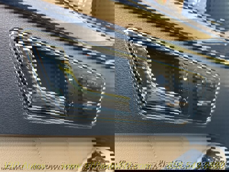 Used 2011 Mercedes-Benz E 350 Sedan image 32